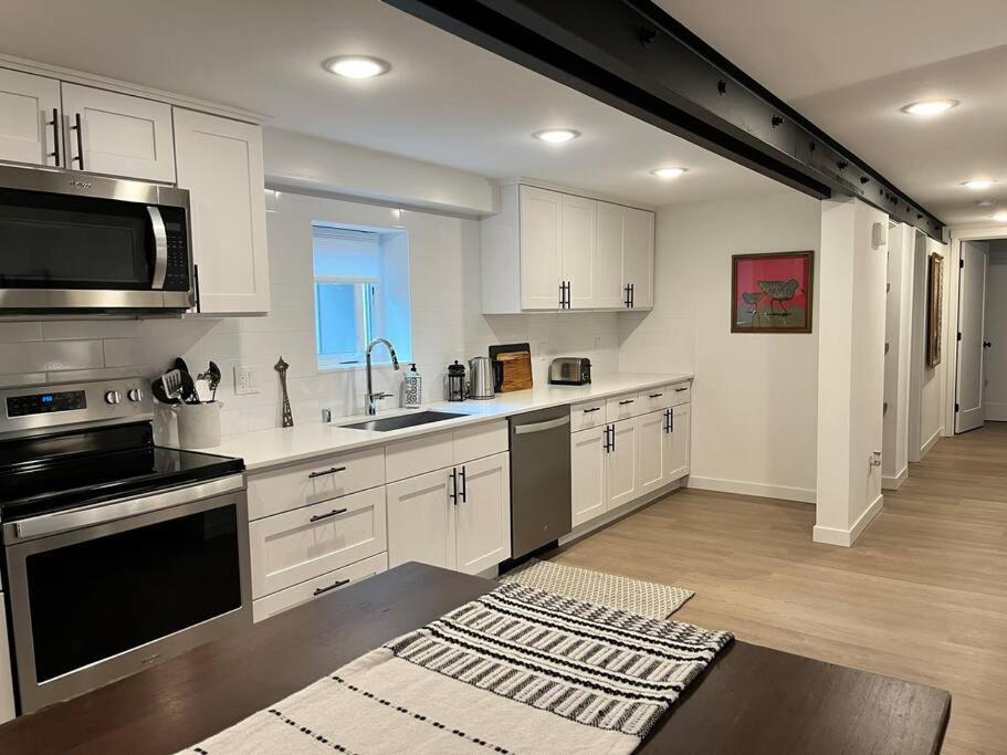Modern, New & Industrial In Georgetown Villa Seattle Luaran gambar